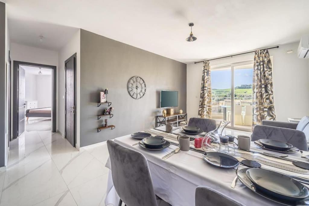 Sunset Bliss Luxury Apartment St. Paul's Bay Esterno foto